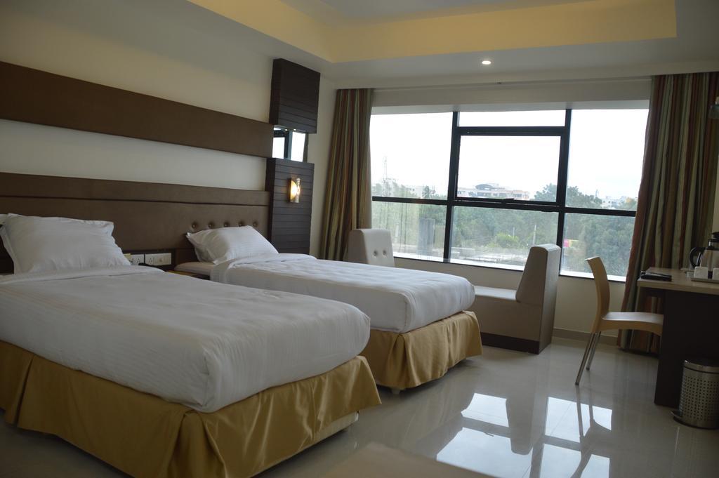 Swagath Grand Suchitra Hotel Hyderabad Habitación foto